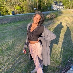 Meet your Posher, Donea